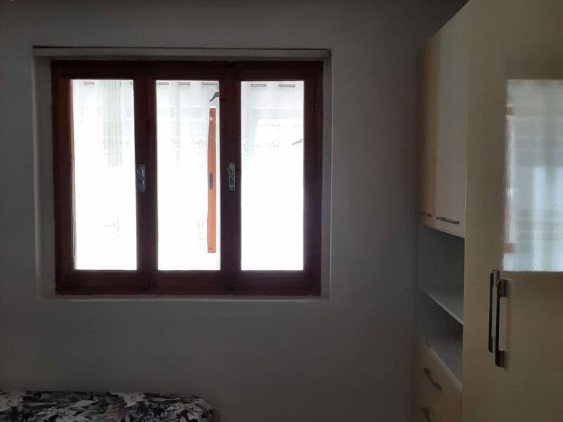 Affittasi casa indipendente a Durazzo Lagja e Re con giardino privato 450 € al mese