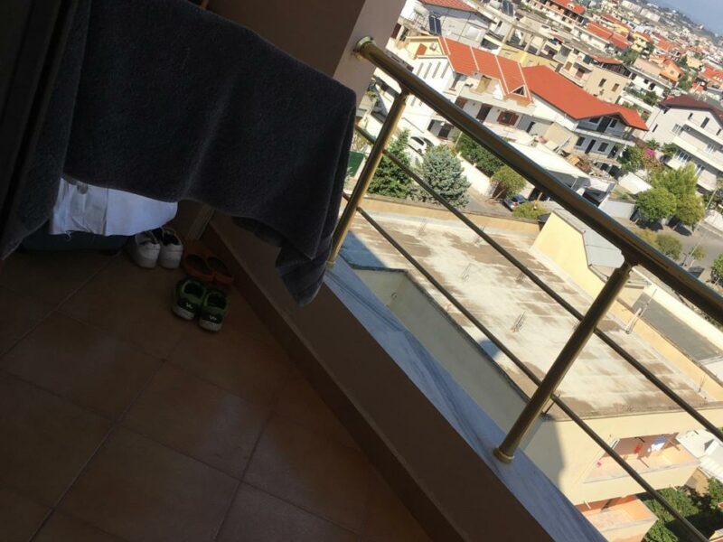 Vendesi Appartamento a Durazzo, vicino allo Stadio 70000 €