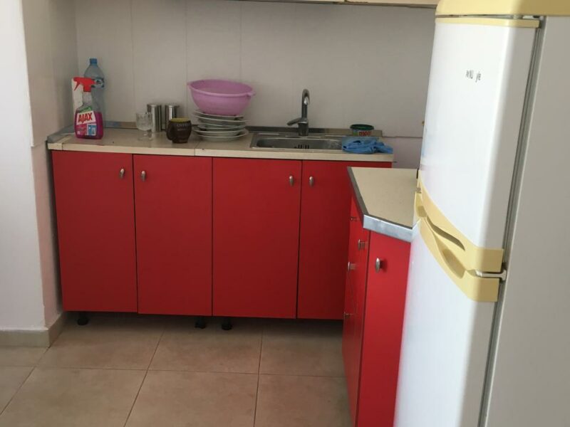 Vendesi Appartamento a Durazzo, vicino allo Stadio 70000 €