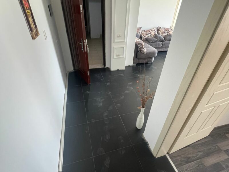 Affittasi Bilocale di 95 m² a Durazzo, Presso la Posta di Plazh a 350 € al mese