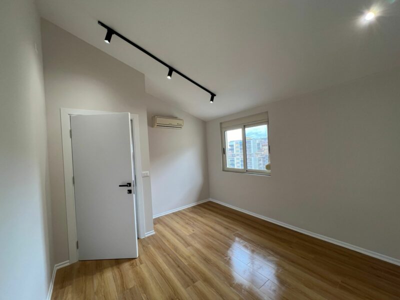 Vendesi Appartamento a Durazzo - Zona Iliria Plazh 90000 €
