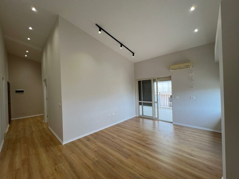 Vendesi Appartamento a Durazzo - Zona Iliria Plazh 90000 €