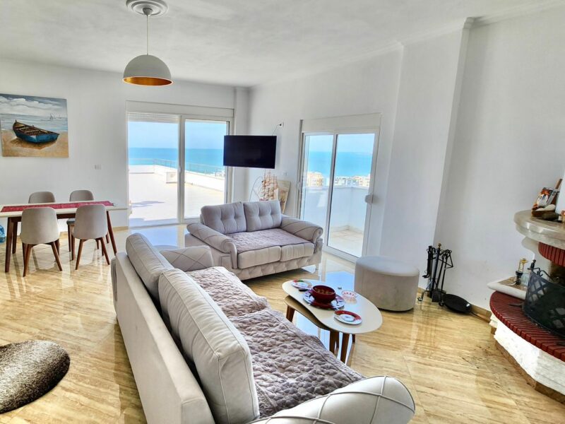Vendesi appartamento vista mare a Shkëmbi i Kavajës. 168000 €