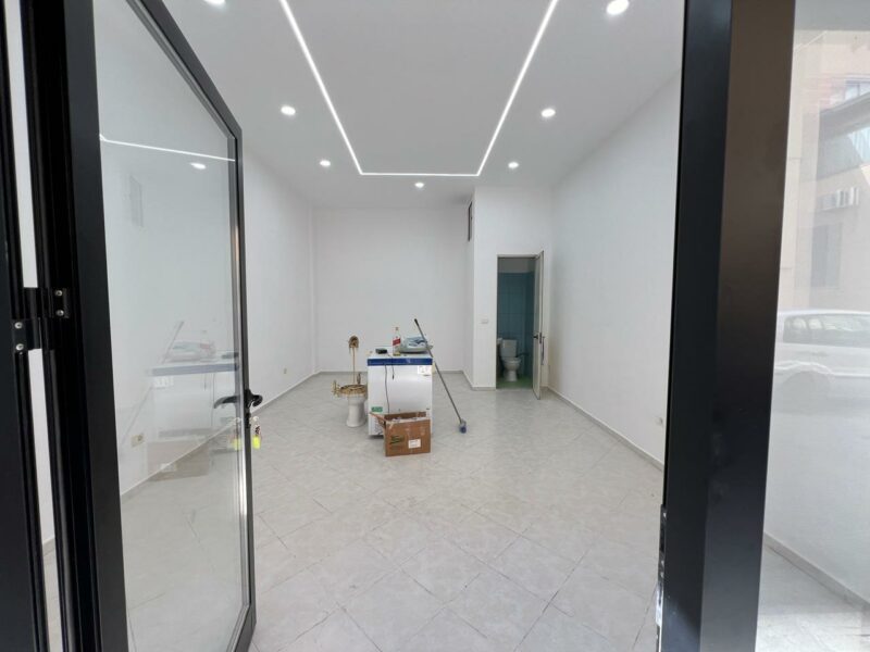 Affittasi Locali Commerciali a Durres Plazh 300 euro al mese