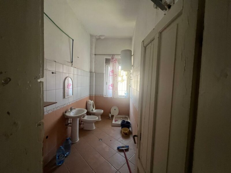 Vendesi appartamento di 127 m² a Durazzo, nella zona "Rajoni Policisë Durres" a 120000 €.