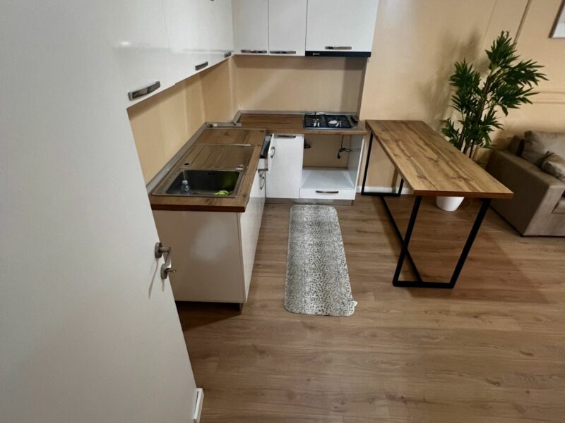 Vendesi appartamento di 86 m² a Durazzo, nella zona ex URT Durres a 86000 €.