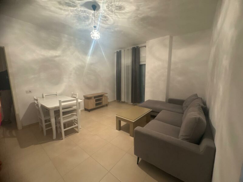 Annuncio Affitto - Appartamento a Zona Tregu Industrial, Durazzo a 400 € al mese