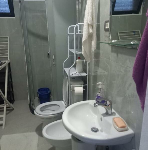 Annuncio Affitto - Monolocale a Zona Kënetë Durazzo - 200 € al mese