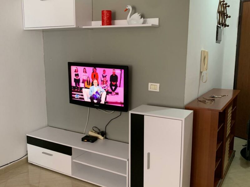 Annuncio Affitto - Monolocale a Zona Vollga Durazzo 500 € al mese