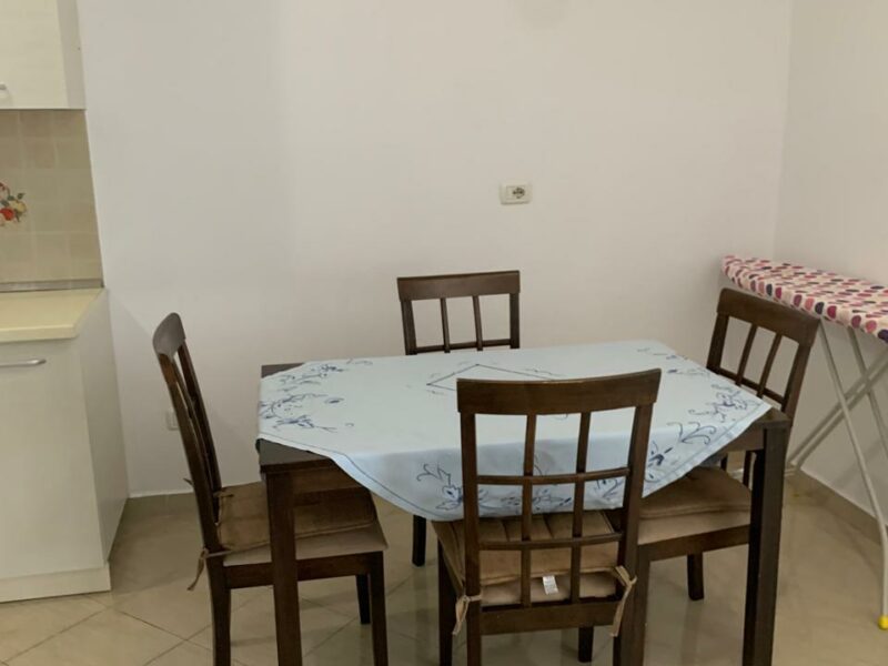 Annuncio Affitto - Monolocale a Zona Vollga Durazzo 500 € al mese