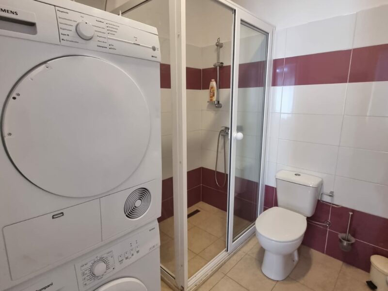 Annuncio Affitto - Monolocale a Qerret Kavaja 300 € al mese
